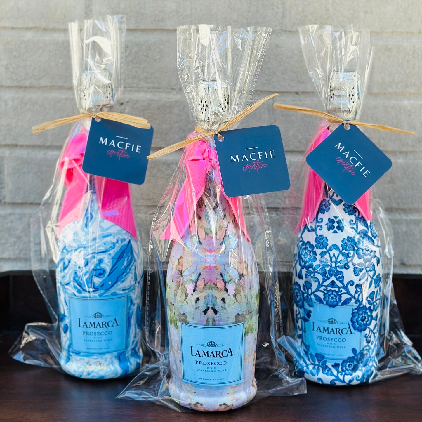 LaMarca Holiday Bubbly